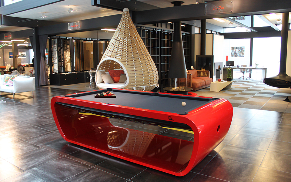 luxe design biljarttafel rood Blacklight - Billards Toulet
